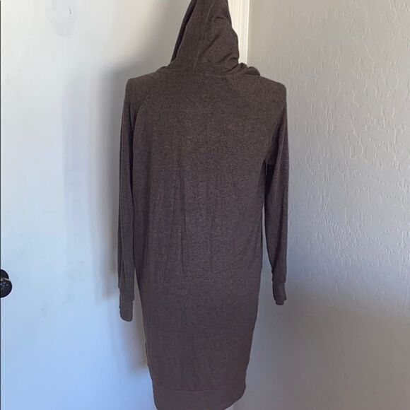 Urban Outfitters Silence + Noise Sweater Casual Open Style Business Office - Picture 3 of 7